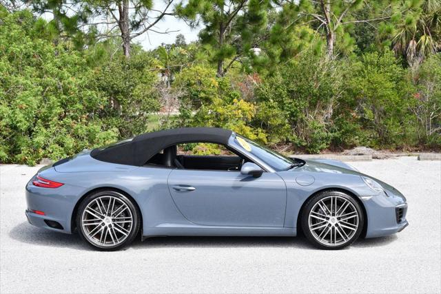 2017 Porsche 911 Carrera