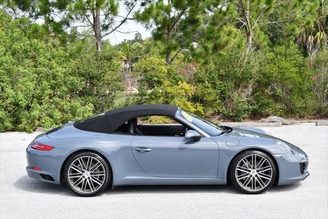 2017 Porsche 911 Carrera