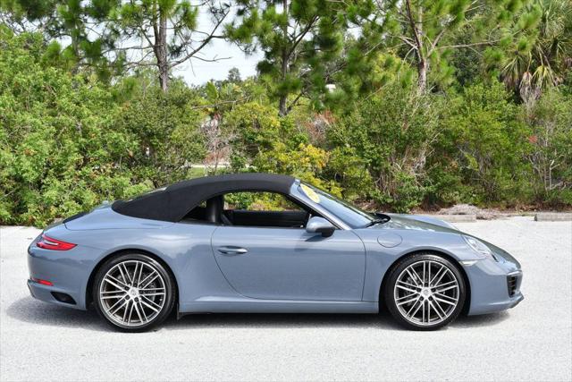 2017 Porsche 911 Carrera