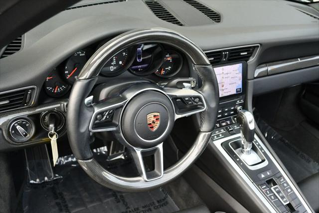 2017 Porsche 911 Carrera