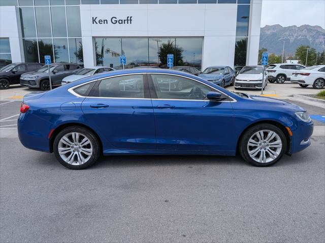 2016 Chrysler 200 Limited