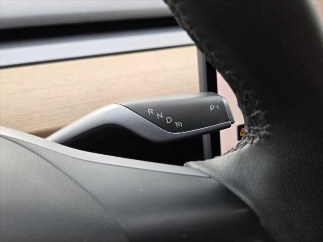 2021 Tesla Model 3 Standard Range Plus Rear-Wheel Drive