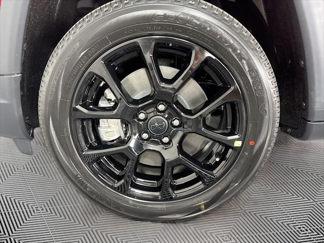New 2026 Jeep Compass Latitude Altitude For Sale in Millington, TN