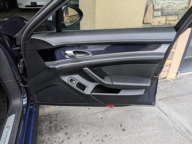 2012 Porsche Panamera S