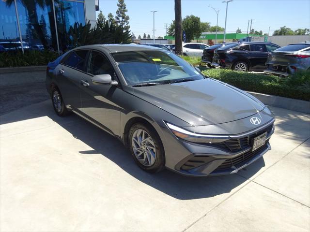 2025 Hyundai Elantra Hybrid Blue for sale in Tulare, CA