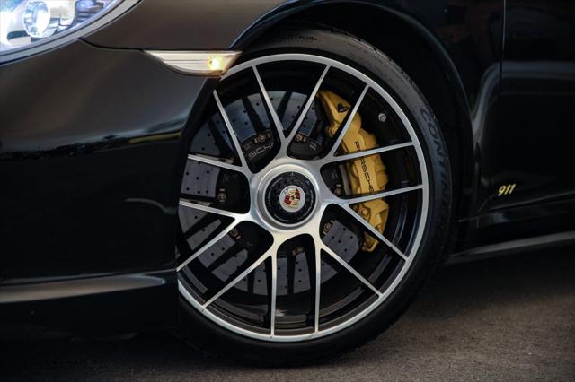 2014 Porsche 911 Turbo S