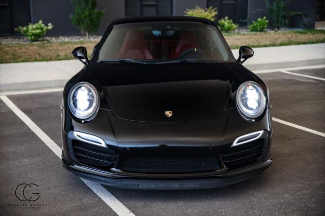 2014 Porsche 911 Turbo S