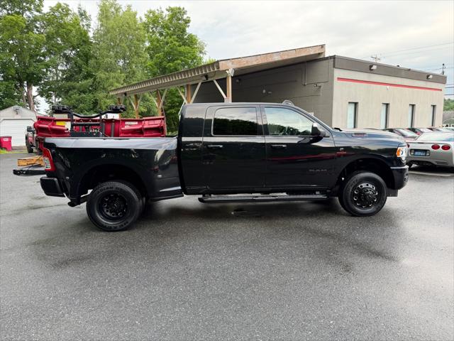 2020 Ram 3500 Big Horn Mega Cab 4x4 64 Box