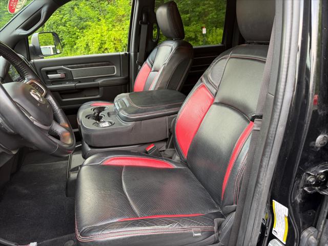 2020 Ram 3500 Big Horn Mega Cab 4x4 64 Box