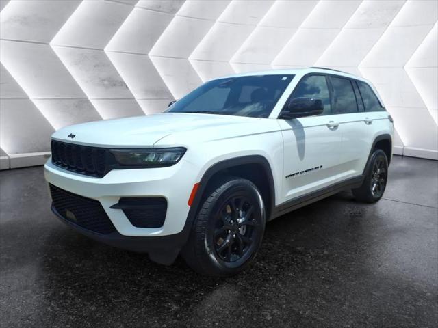 2024 Jeep Grand Cherokee Altitude 4x2 for sale in BATESVILLE, MS