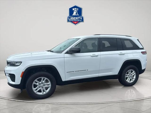 2023 Jeep Grand Cherokee Laredo 4x4 for sale in Philadelphia, PA