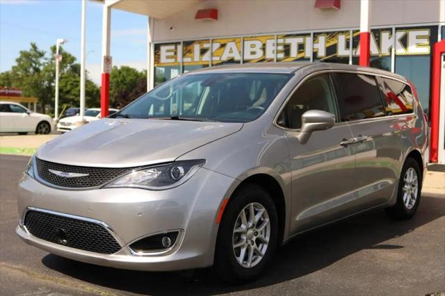 2020 Chrysler Pacifica Touring for sale in Waterford, MI