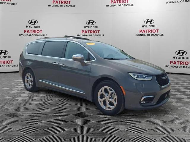 2022 Chrysler Pacifica Limited for sale in Danville, IL