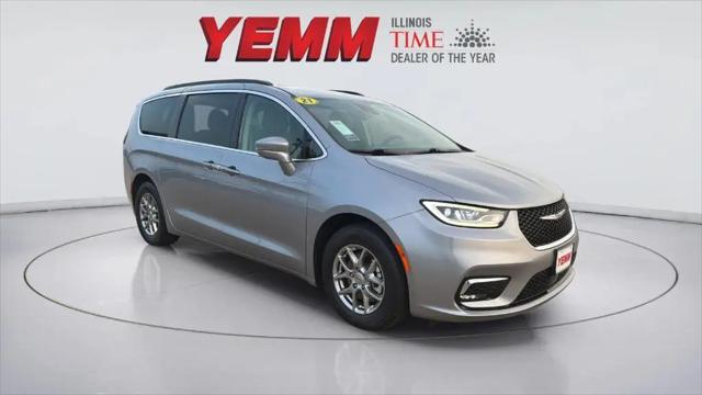 2021 Chrysler Pacifica Touring for sale in Galesburg, IL