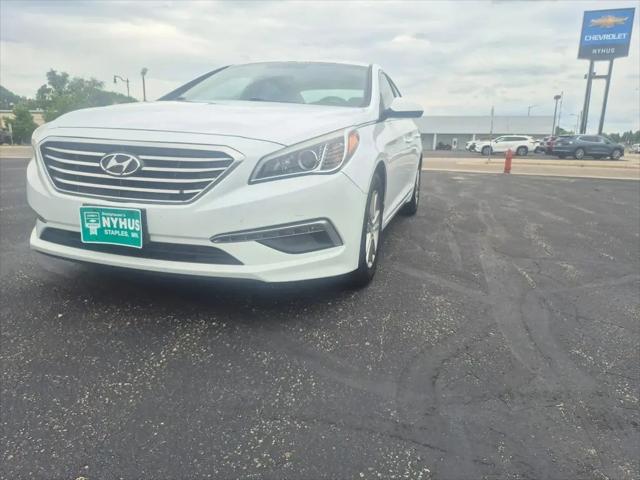 2015 Hyundai Sonata SE for sale in Staples, MN