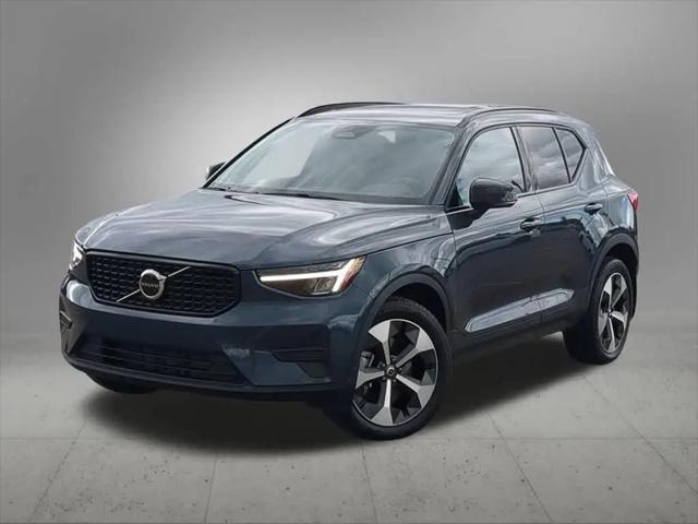 2026 Volvo XC40 Core, B5 AWD Gas (mild hybrid), Dark for sale in Troy, MI
