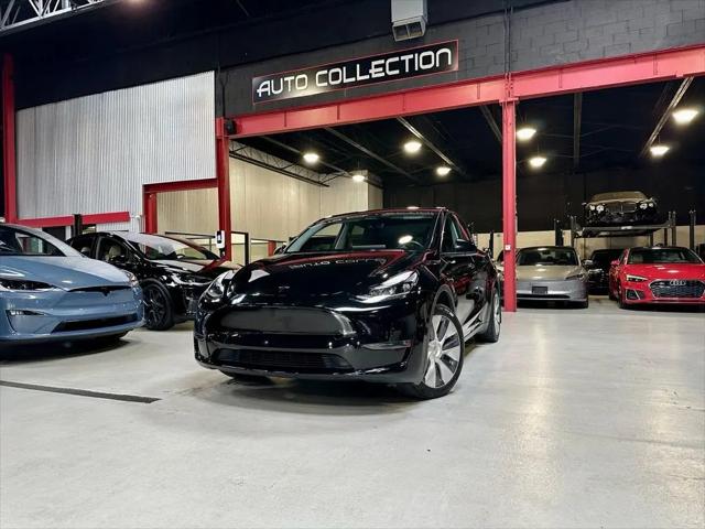 2024 Tesla Model Y Long Range Dual Motor All-Wheel Drive for sale in Warren, MI