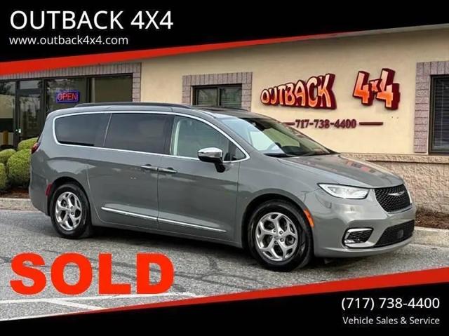 2023 Chrysler Pacifica Limited for sale in Ephrata, PA