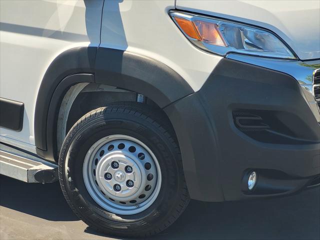 2025 Ram ProMaster 2500 Cargo Van Tradesman Low Roof 136 WB w/Pass Seat
