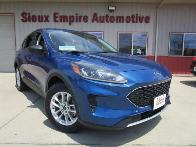 2022 Ford Escape SE Hybrid for sale in Tea, SD