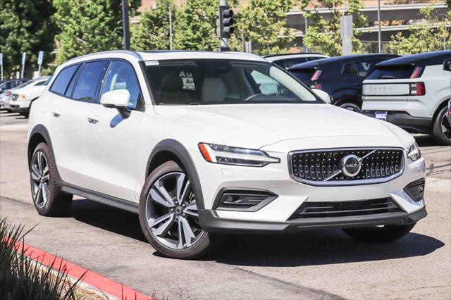 2026 Volvo V60 Cross Country Plus, B5 AWD Gas mild hybrid for sale in Mission Viejo, CA