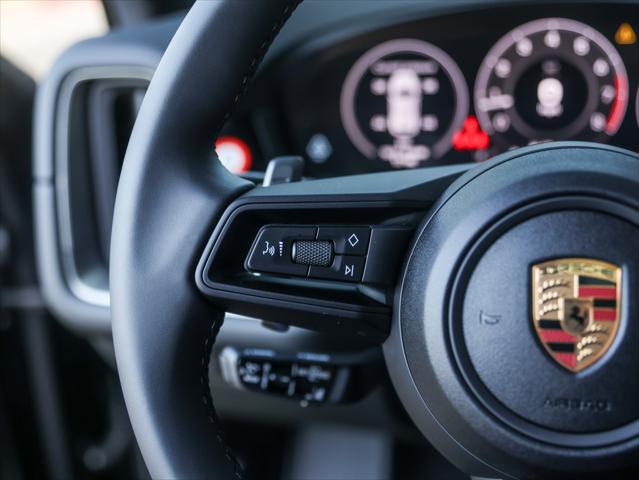 2026 Porsche Cayenne Unknown