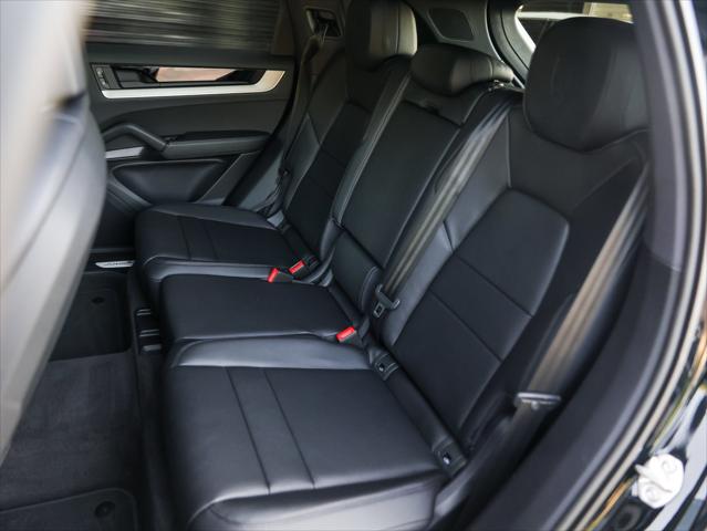 2026 Porsche Cayenne Unknown