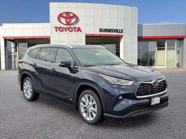2026 Toyota Highlander Hybrid Limited for sale in Burnsville, MN