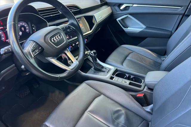 2021 Audi Q3 Premium 40 TFSI quattro Tiptronic