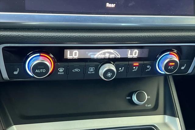 2021 Audi Q3 Premium 40 TFSI quattro Tiptronic