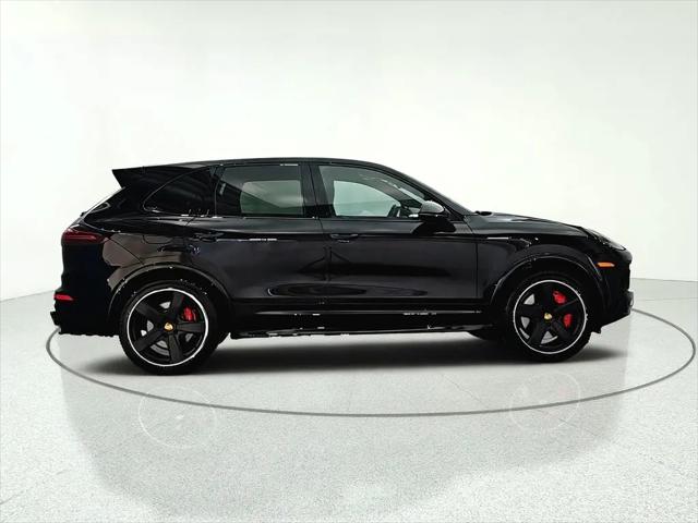 2016 Porsche Cayenne GTS