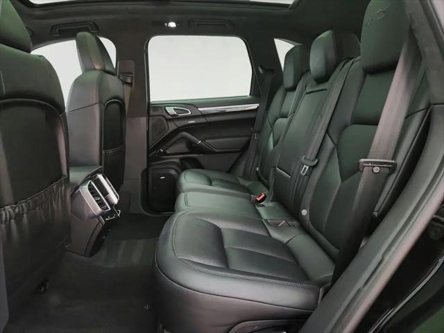2016 Porsche Cayenne GTS