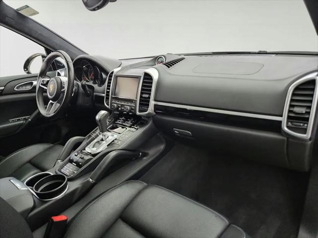 2016 Porsche Cayenne GTS