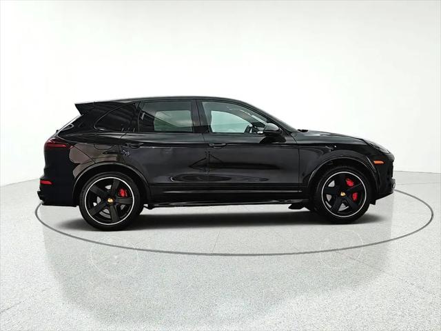 2016 Porsche Cayenne GTS