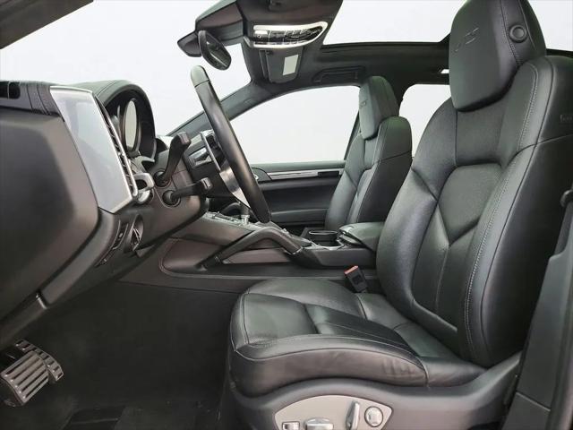 2016 Porsche Cayenne GTS