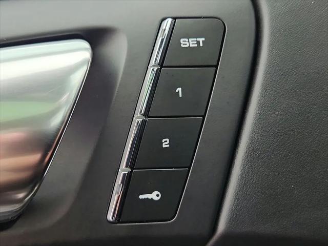2016 Porsche Cayenne GTS