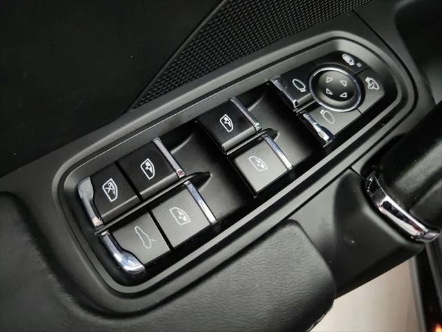 2016 Porsche Cayenne GTS