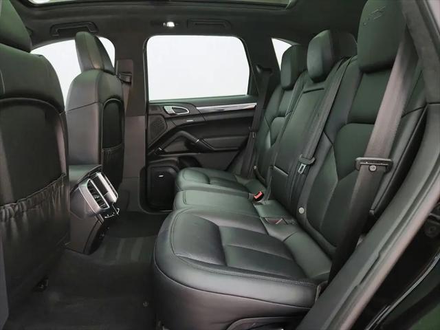 2016 Porsche Cayenne GTS