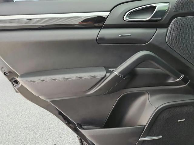 2016 Porsche Cayenne GTS