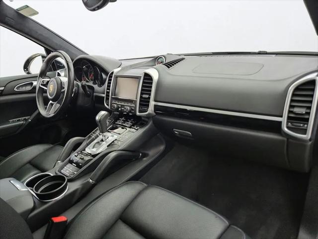 2016 Porsche Cayenne GTS
