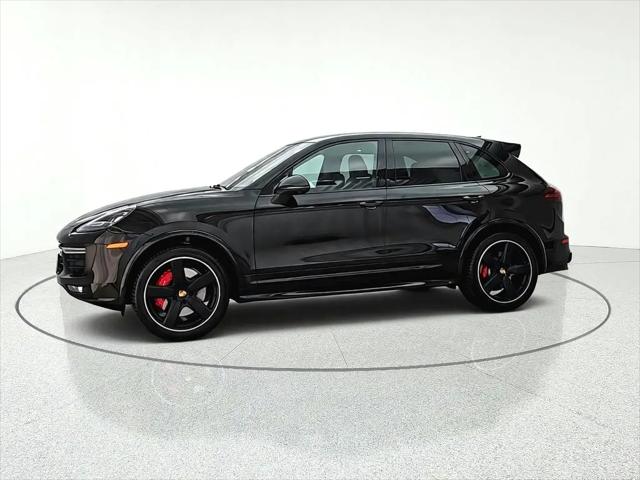 2016 Porsche Cayenne GTS