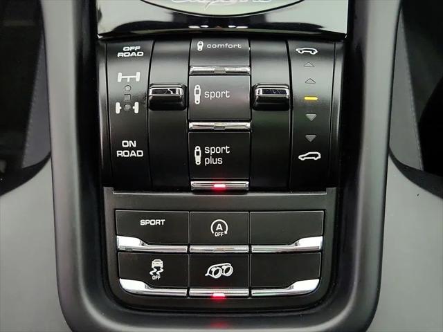 2016 Porsche Cayenne GTS