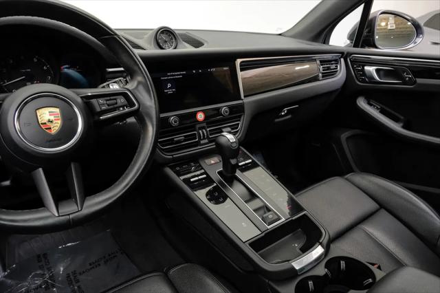 2023 Porsche Macan T