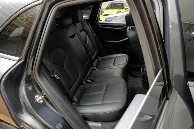 2023 Porsche Macan T