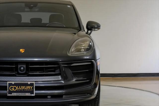 2023 Porsche Macan T