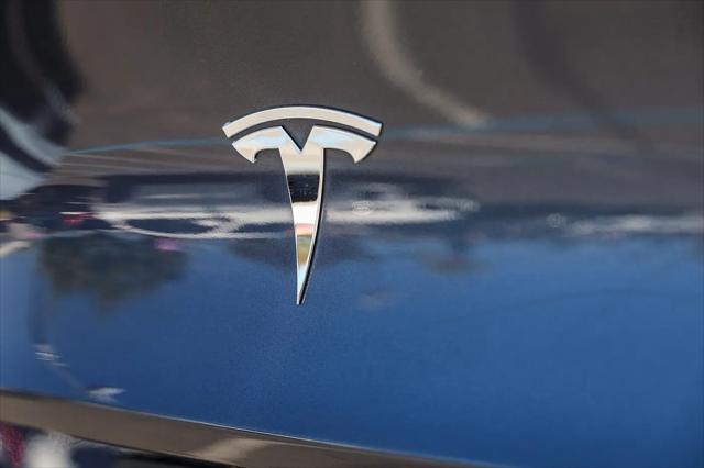 2023 Tesla Model Y Performance Dual Motor All-Wheel Drive