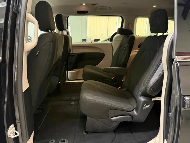 2020 Chrysler Pacifica Touring