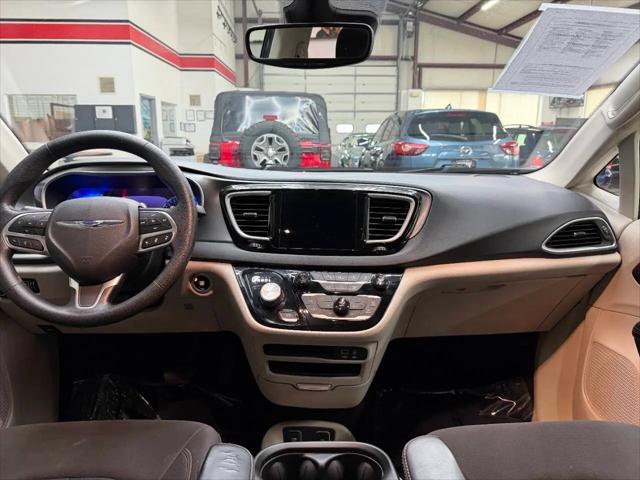 2020 Chrysler Pacifica Touring
