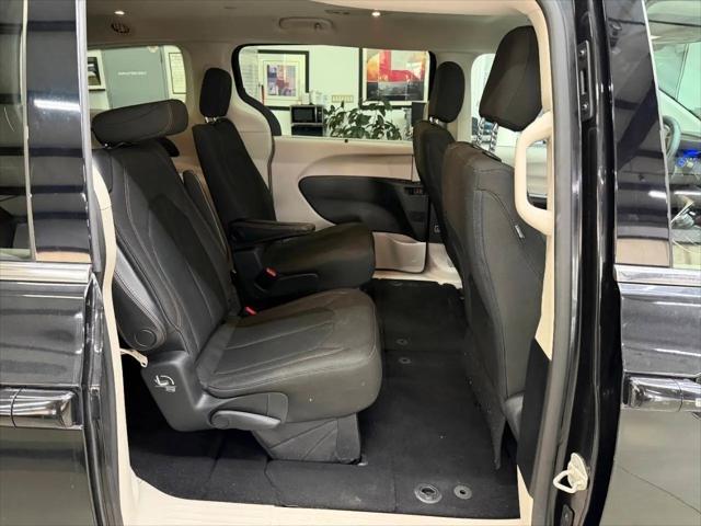 2020 Chrysler Pacifica Touring