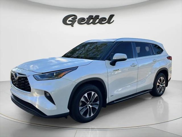 2021 Toyota Highlander Hybrid XLE for sale in Gainesville, FL